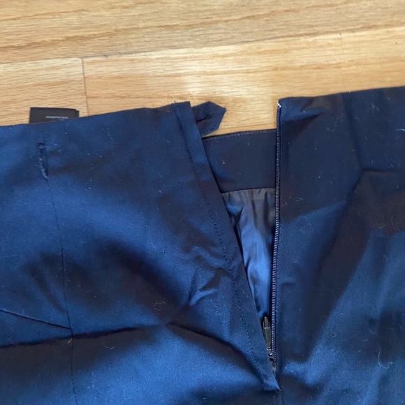 Hand m black pencil skirt - Picture 2 of 4